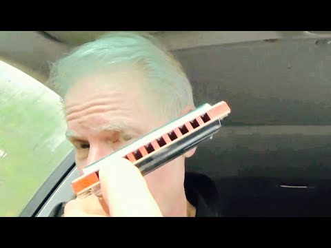 for beginners:  lip pursing vs  tongue blocking