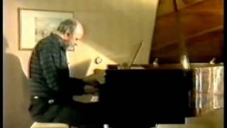 Eric Woolfson plays "Closer To Heaven" at the piano (snippet)