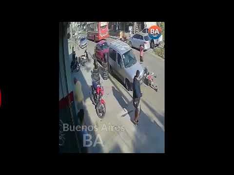 Accidente Vial en Moreno entre un Colectivo y una Moto