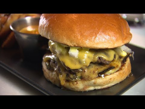 download lagu mp3 mp4 Chicago Style Burger Recipe, download lagu Chicago Style Burger Recipe gratis, unduh video klip Chicago Style Burger Recipe