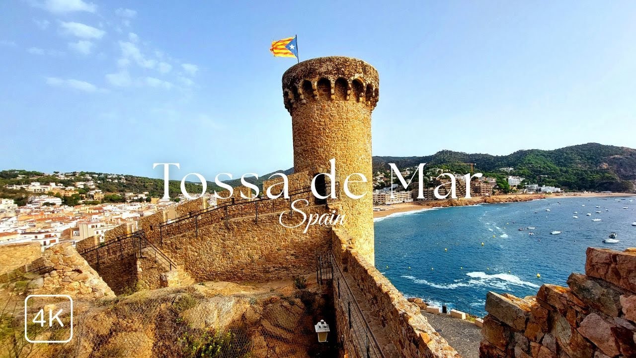Virtual journey through the historic Castle of Tossa de Mar.