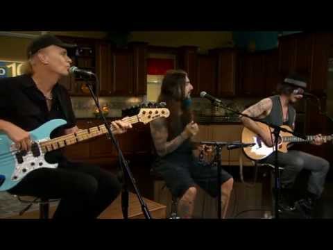 The Winery Dogs - I'm No Angel (Acoustic)