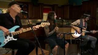The Winery Dogs - I&#39;m No Angel (Acoustic)