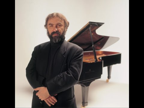 Mozart Piano Concerto No. 23, K. 488 - Radu Lupu, RSO Helsinki, Saraste (2001)