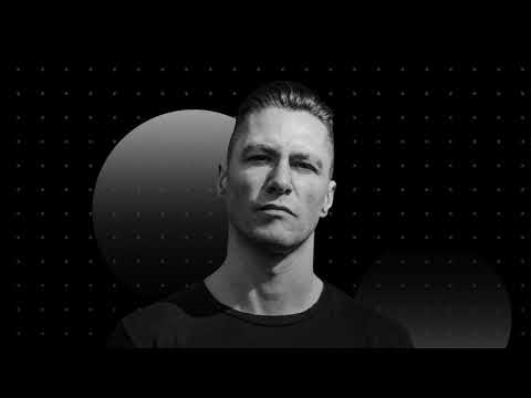 Jon Rundell: Carloh & Claudia Trujillo - Hey Charly (Live At Pure, Privilege Ibiza)