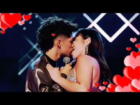 Gaspar Gigena y Paloma Angione, los benjamines del certamen, cantaron "Oncemil" con chape incluído