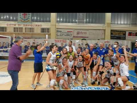 Martino VBC Savigliano - Almese 3-0, la consegna della coppa alle saviglianesi