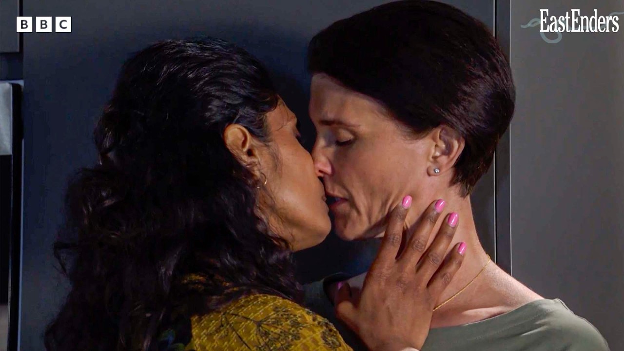 YouTube Thumbnail Downloader FULL HQ IMAGE