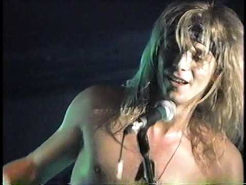 Shock Tu performs Heartbreak Hotel live