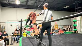 Download lagu SHOCKWAVE: Kelsey Raegan vs. Jonathan Hudson mp3