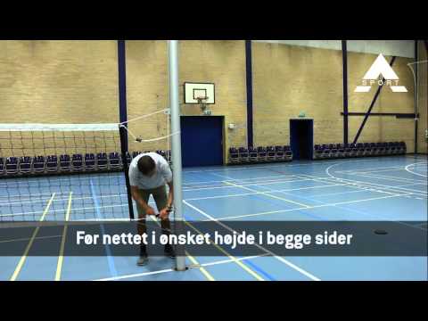 Montering af volleyballnet - med håndtag