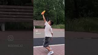 Перчатка для бейсбола с мячиком. Летние игры