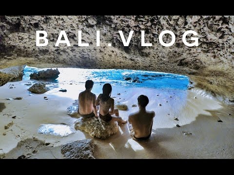 A SECRET BEACH IN BALI (ft. Arian Jayani & Elbano Parilli )