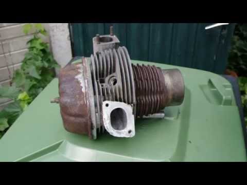 2CV engine revision #13 - De-crapping the outside of the cylinders.