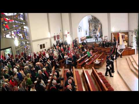 Einmarsch der Vereine in die Peter und Paulkirche Laimnau/Tettnang