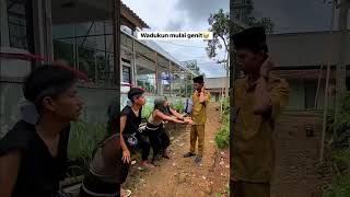 Download lagu pakesra kena jebak4n betmen 🙈🤣😂 #fypviral #komedi #ngakak #comedy #lucu #guyonsetra mp3