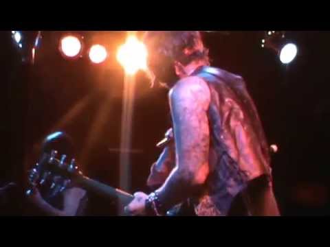 L.A. GUN'S TRACII GUNS/GUNZO.JOINED BY PHIL LEWIS ON STAGE