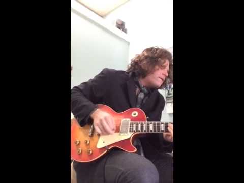 Fun on a 1960 Les Paul! How to get lots of tones without pedals.