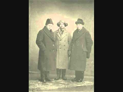 Magnificent Muttley - Stains