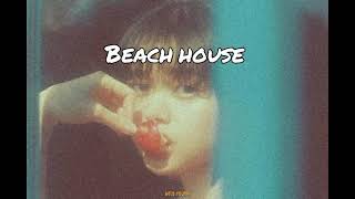 Beach House - The Hours [Subtitulada]