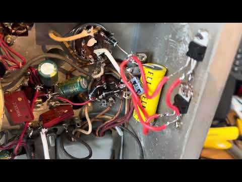 National NC-303 receiver review of B+ supply and oscillator tube regulated 6 volt DC supply