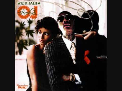 Wiz Khalifa - Glass House ft. Curreny and Big Kritt (Kush and Orange Juice) [2010]