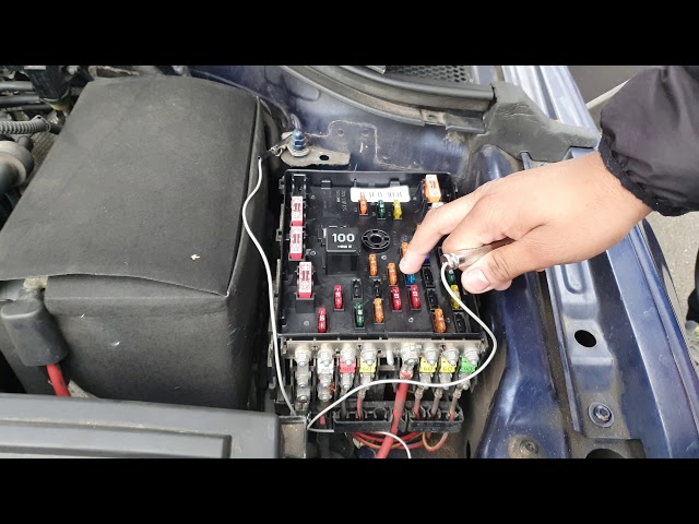 Предохранители Фольксваген Пассат Сс 2008