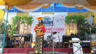 Download lagu Story Telling / Dongeng Bahasa Inggris Malin Kundang mp3