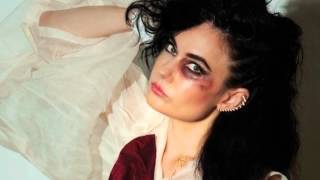 Kristeen Young - Pearl of a Girl (feat. Dave Grohl &amp; Tony Visconti)