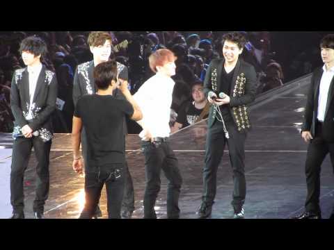 2012.4.29 Super Jr. SS4 in Ina..Siwon picked Kyu, EunHae to get wet, Leeteuk too ^^