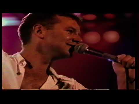 The Simple Minds - Alive And Kicking - Live -  Verona - 1989