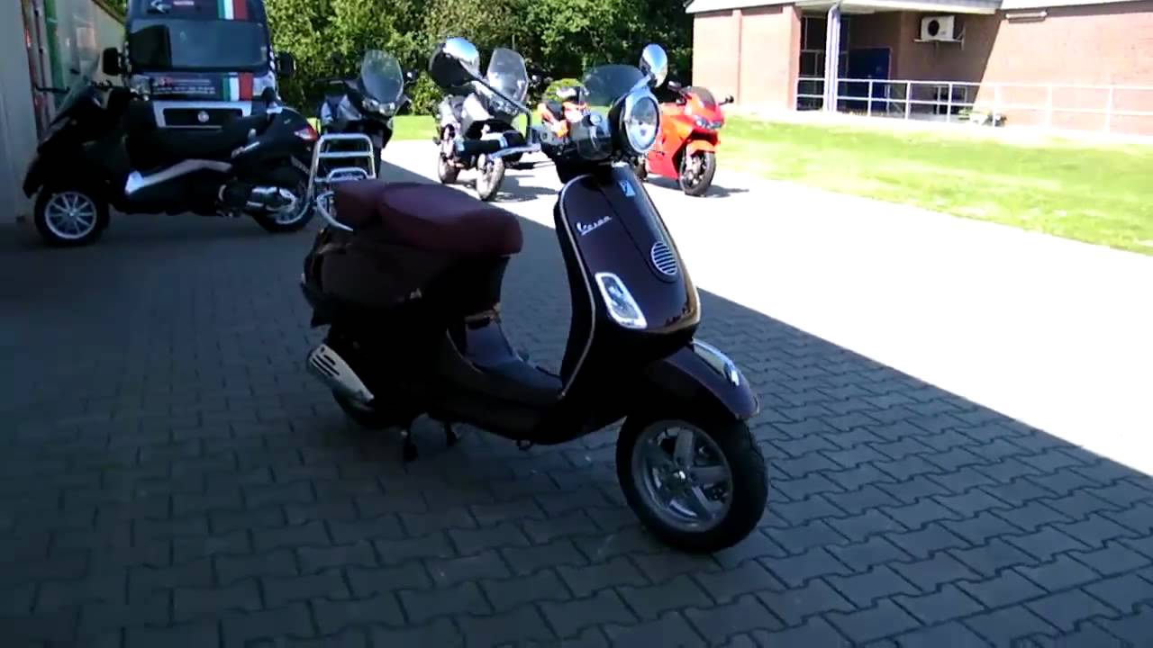Vespa LXV 125 i.e.-11 Roller/Scooter Rot Chianti 102/A 2011