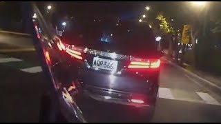 我對不起普羅大眾，我用生命捍衛路權，擋道我自己安全回家的路了...（開聲音）