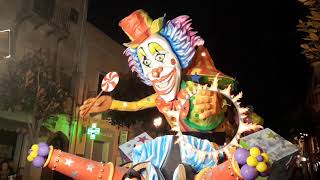 Carnevale Eoliano 2019. Il carro "Ridi Pagliaccio" (video)