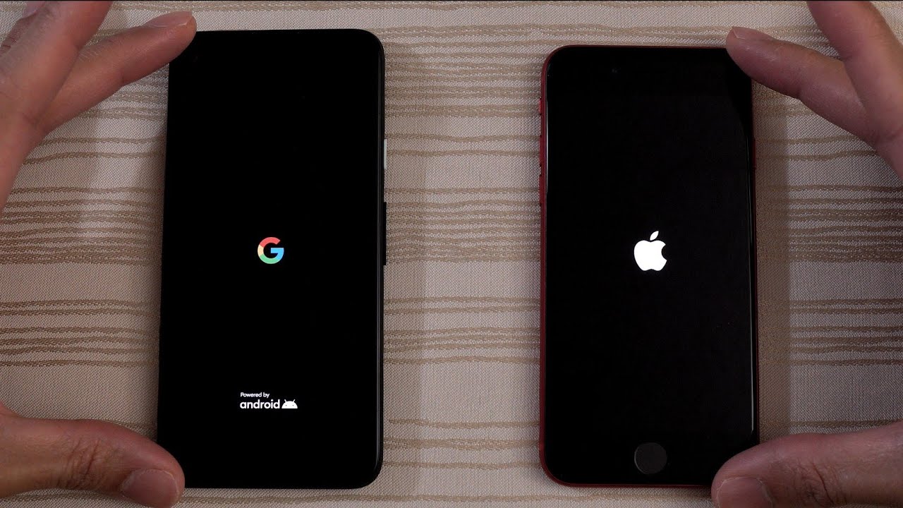 Google Pixel 4a Android 11 vs iPhone SE 2020 iOS 14 - Speed Test!