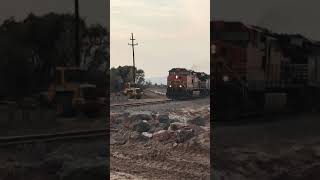preview picture of video 'BNSF Corn Syrup unit train at San Antonio, NM 8/1/2018'