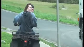 preview picture of video 'Following quad bike'