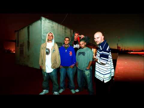 Dogma Crew & Jefe de la M - No me Cambio el Chandal {El Video de la Semana}