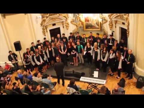 Omphalos Voices - Giornata contro l'omofobia 2015 - Perugia - We shall overcome