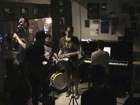 BOSS TENORS live at SWEETS - De Dah