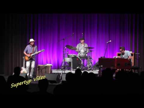 Raphael Wressnig & Alex Schultz - Jellybread