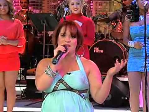 Carlucho habla con Nayade