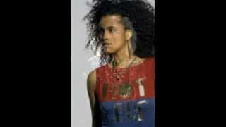 Neneh Cherry.Kootchi.Lyrics.