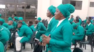 Download lagu VOICE OF CHRIST KUHLE MOYA WAMI mp3