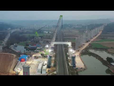 A ferrovia de alta velocidade Hu Yurong passa pelo túnel Great Songshu entre Wuhan e Yichang