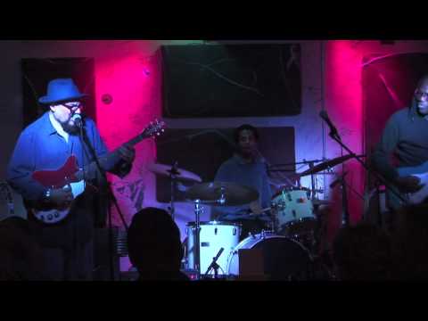 Jimmy Vivino and Joe Louis Walker- Filmed at Brian's BBQ for Mike Bloomfield Shows in January