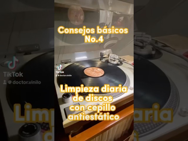 Vídeo relacionado con Cepillo Antiestático de Fibras de Carbono de Limpieza de Discos de Vinilo - Am Clean Sound Vinyl Brush