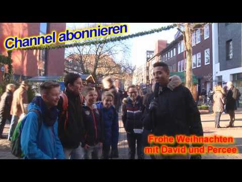 Frohe Weihnachten mit David und Percee (Straßen-Interviews)