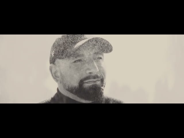  mit dem Titel 'Bisl Weh' / Video ((jetzt ansehen))