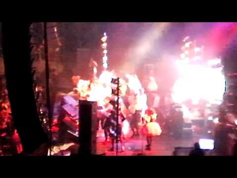 Ween - Let Me Lick Your Pussy (LMLYP) - 1stBank Cent. - Broomfield, CO - HalloWeen 10/31/2010